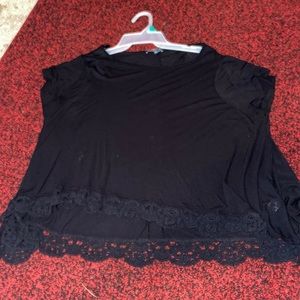 BLACK SHIRT WITH LACE TRIM